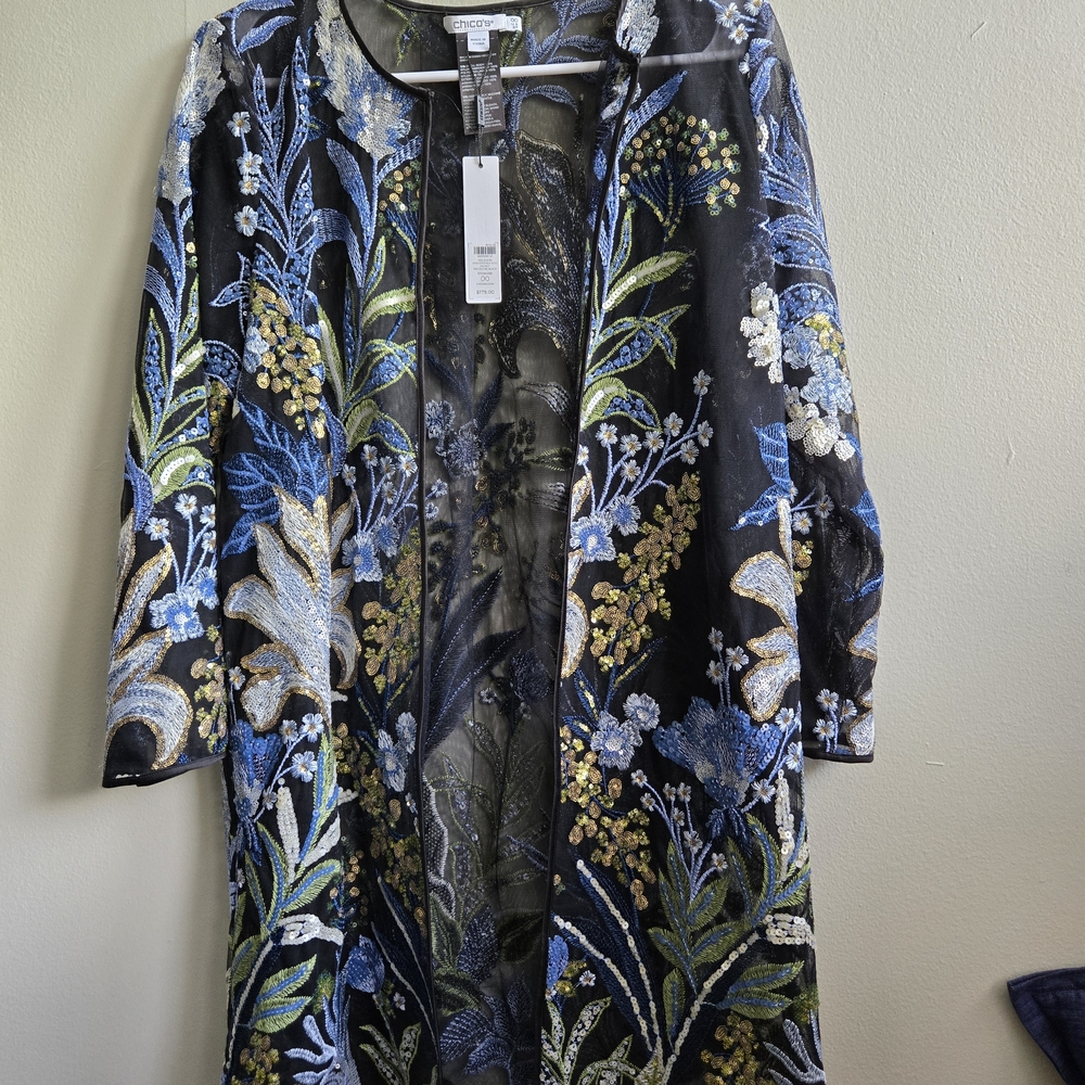 Chico's Black and Blue Botanical Robe